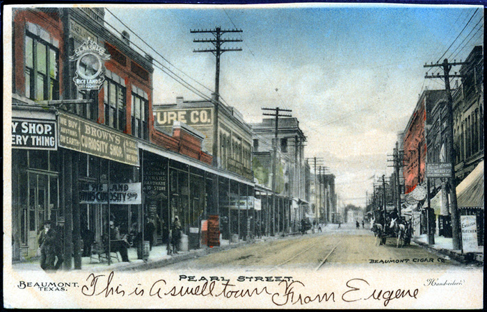 Beaumont Traction Co. tracks along Pearl Street in Beaumont, about 1906. 